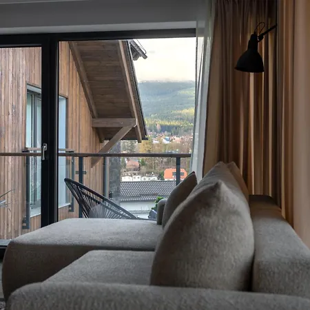 Obroncow Pokoju 14 公寓 斯克拉斯卡波伦巴